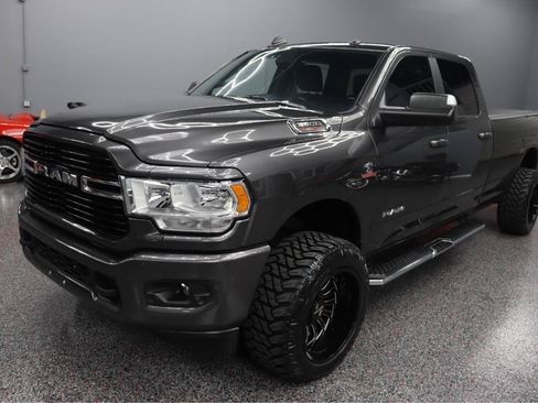 Used 2021 RAM 3500 Big Horn w/ Level 1 Equipment Group AWD/4WD image 9