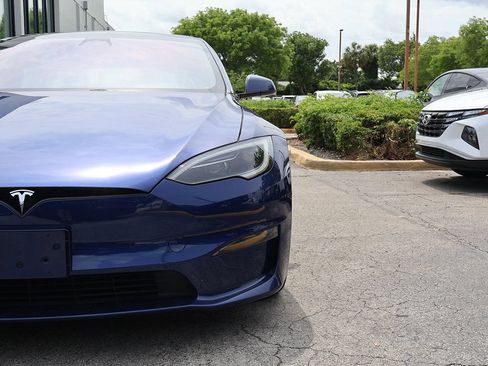 Used 2023 Tesla Model S AWD/4WD image 17