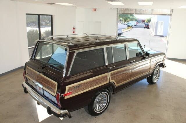 Used 1989 Jeep Grand Wagoneer AWD/4WD image 40