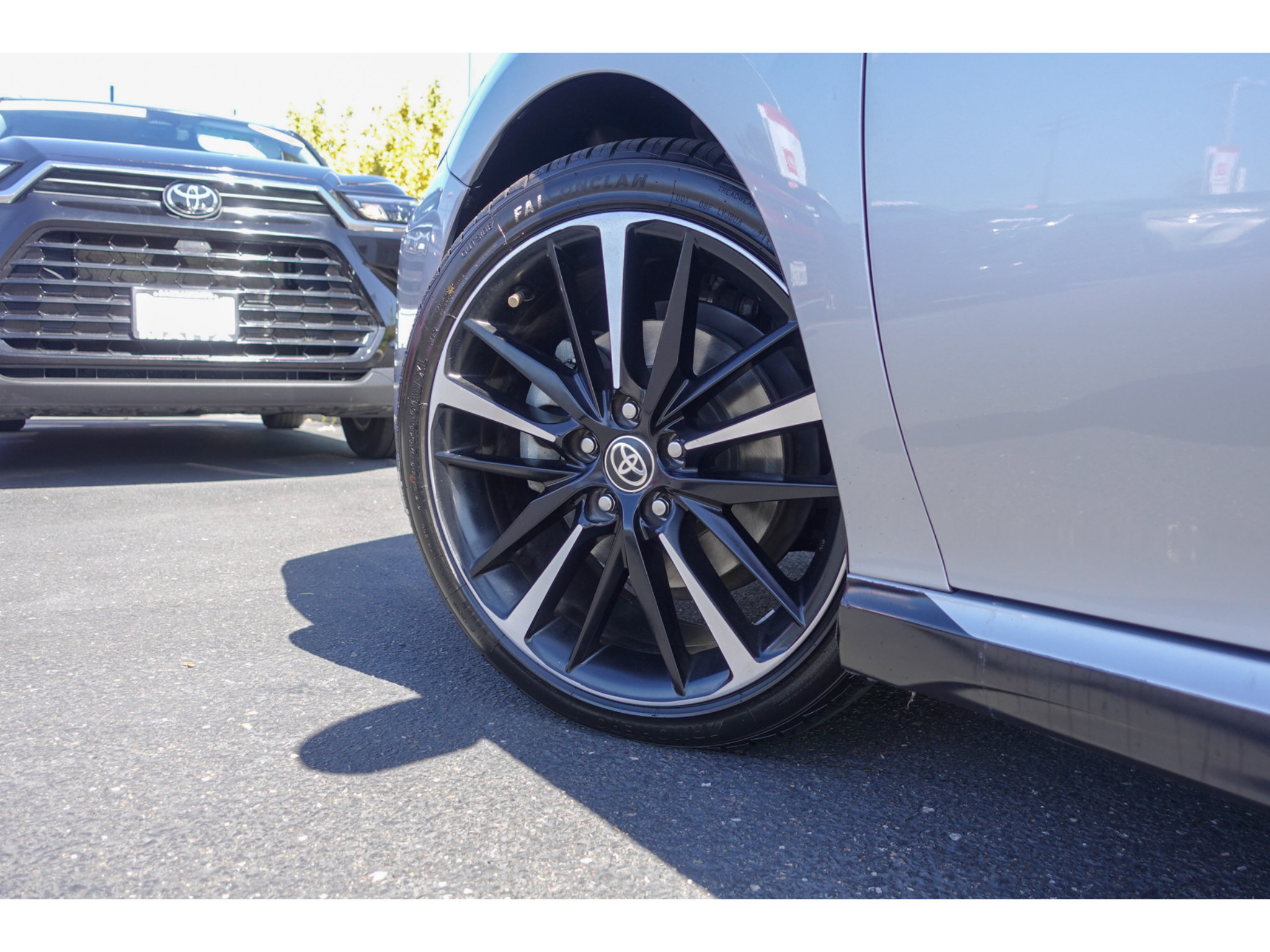Used 2020 Toyota Camry XSE FWD image 29