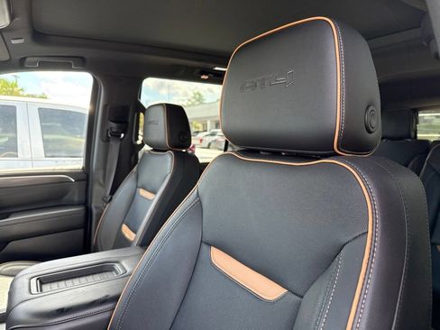 Used 2023 GMC Yukon AT4 w/ AT4 Premium Plus Package AWD/4WD image 9