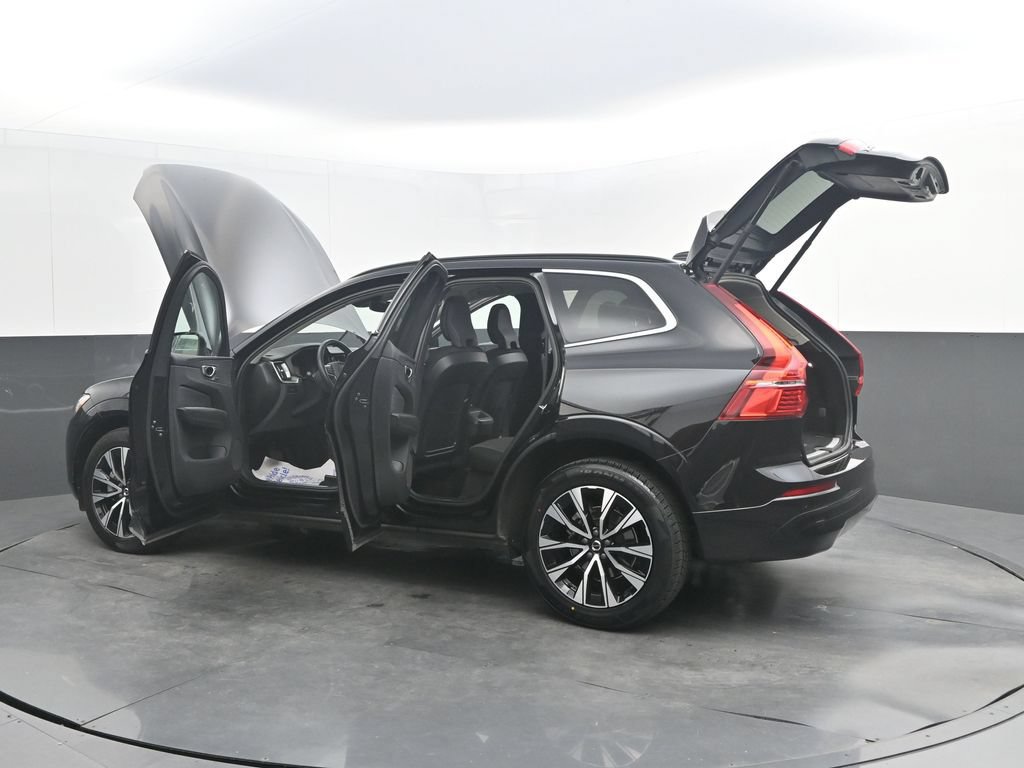 Used 2023 Volvo XC60 B5 Core w/ Climate Package FWD image 39