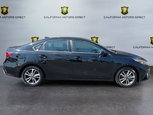 Used 2023 Kia Forte LXS image 6