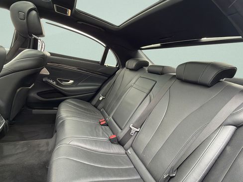 Used 2015 Mercedes-Benz S 550 4MATIC Sedan image 28