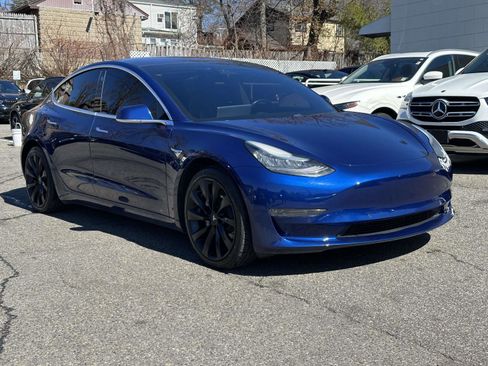 Used 2019 Tesla Model 3 Long Range image 1