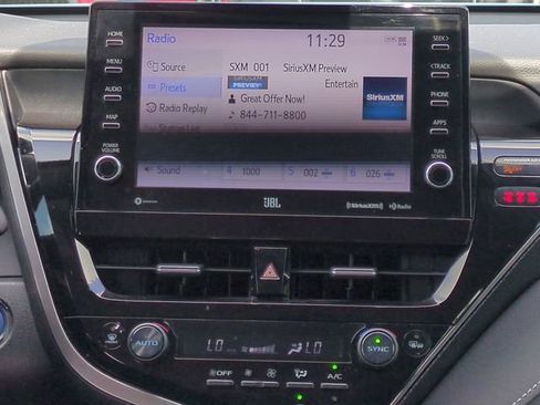 Used 2024 Toyota Camry XSE w/ Navigation Package image 19