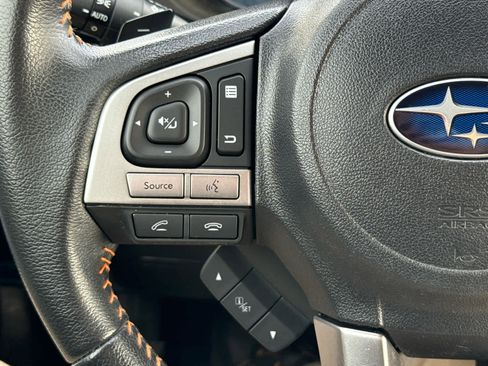 Used 2017 Subaru Crosstrek 2.0i Limited image 17