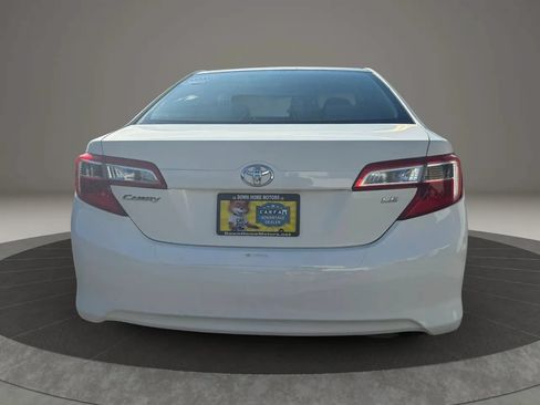 Used 2012 Toyota Camry LE FWD image 6