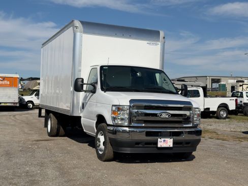 New 2026 Ford E-350 and Econoline 350 Super Duty w/ Power Equipment Group image 3