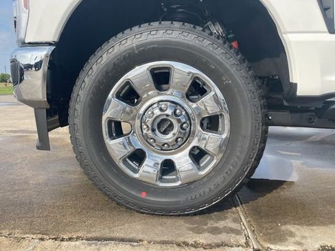 New 2025 Ford F250 King Ranch w/ Chrome Package image 10