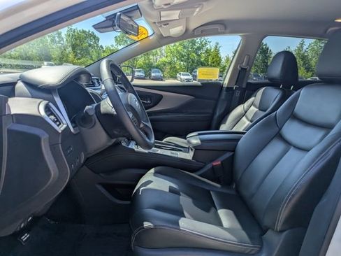 Used 2024 Nissan Murano SV image 15
