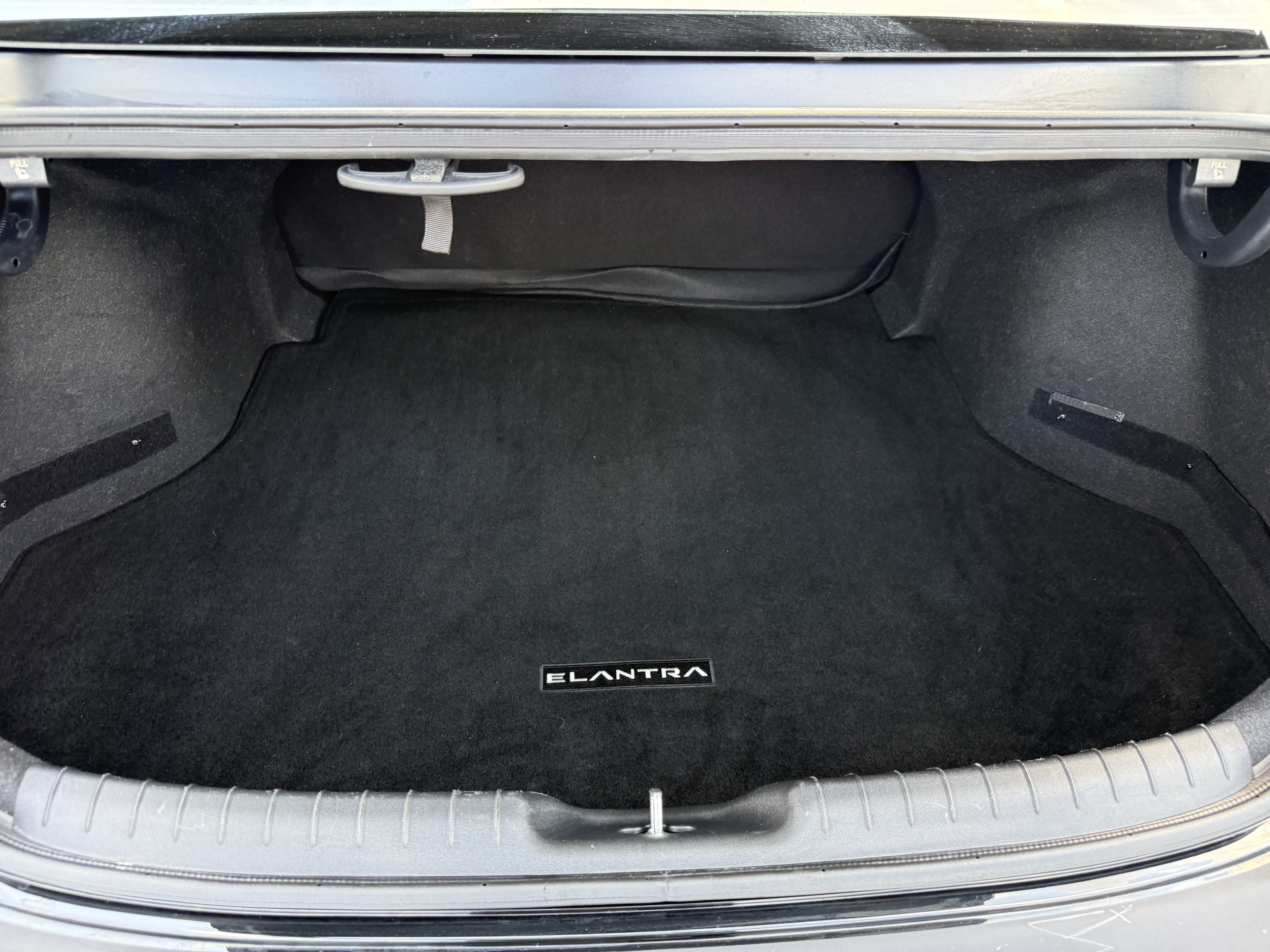 Used 2022 Hyundai Elantra SEL w/ Convenience Package FWD image 30