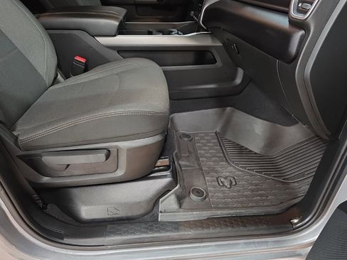 Used 2024 RAM 3500 Big Horn w/ Night Edition image 14