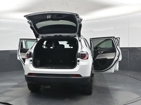 Used 2025 Jeep Compass Limited AWD/4WD image 55