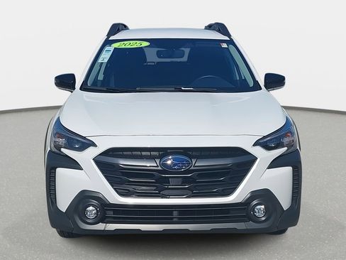 Used 2025 Subaru Outback Premium w/ Popular Package #1A image 2