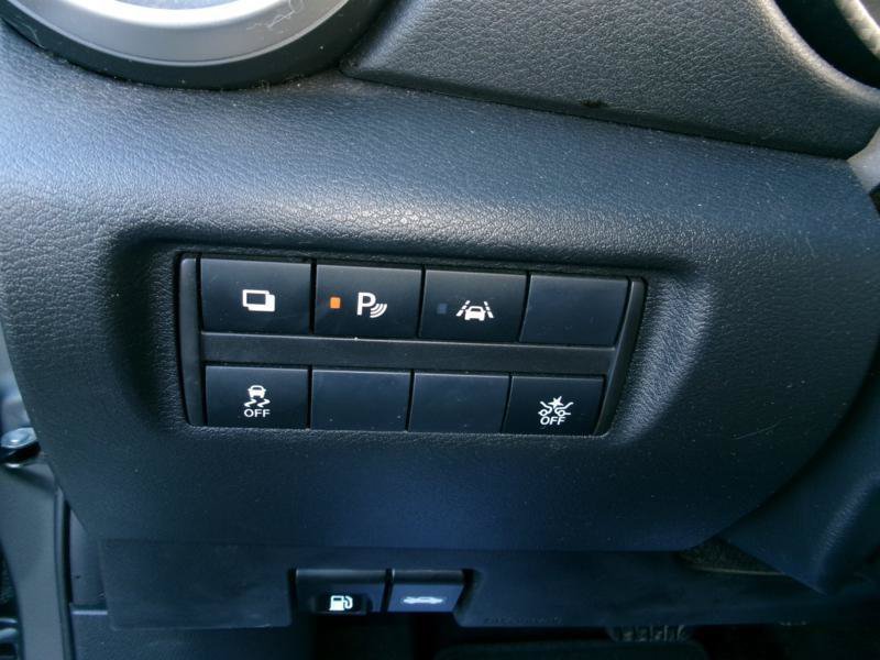 Used 2025 Nissan Versa S w/ Trunk Package FWD image 4