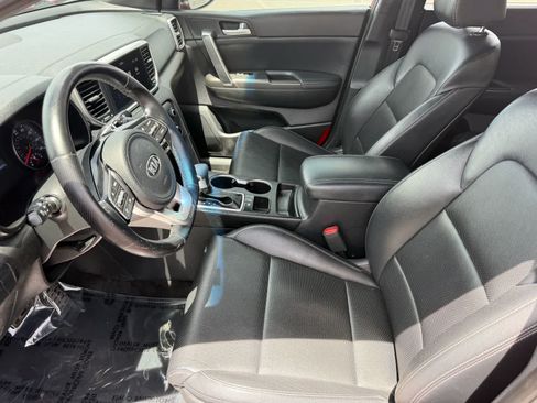Used 2020 Kia Sportage S FWD image 27
