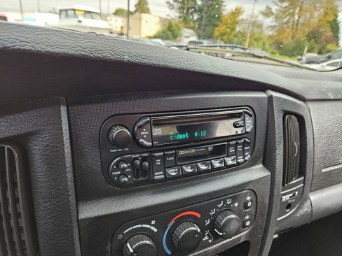 Used 2005 Dodge Ram 1500 Truck SLT w/ Trailer Tow Group image 16