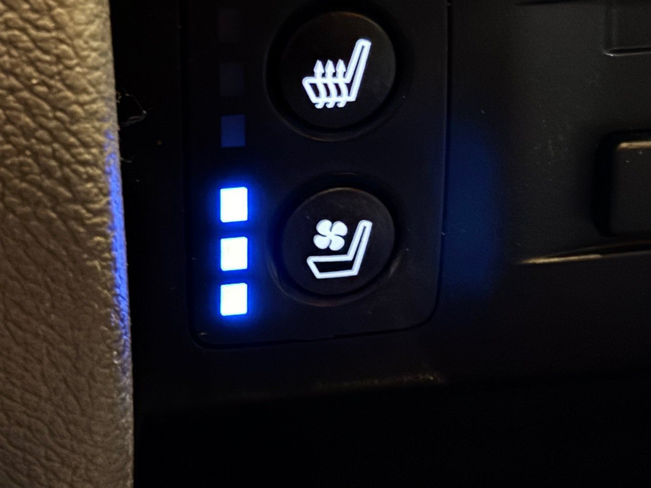 Used 2018 Honda Pilot Elite image 36