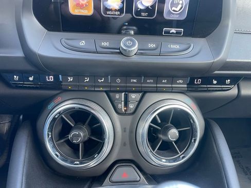 Used 2017 Chevrolet Camaro SS RWD image 13