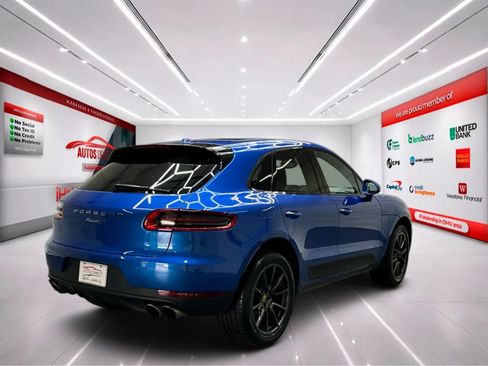 Used 2016 Porsche Macan S w/ Infotainment Package AWD/4WD image 8