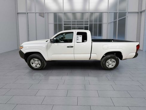 Certified 2023 Toyota Tacoma SR image 5
