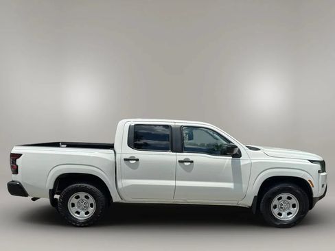 Used 2022 Nissan Frontier S w/ Technology Package AWD/4WD image 3
