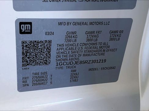 Used 2024 Chevrolet Silverado 1500 High Country image 34