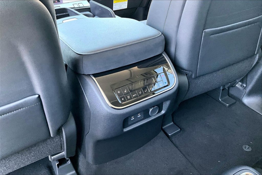 New 2027 INFINITI QX80 Luxe RWD image 36