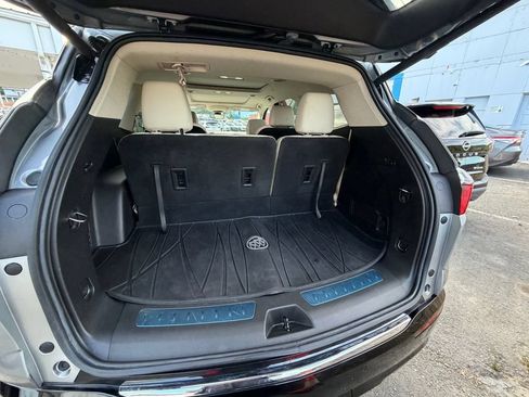 Used 2023 Buick Enclave Essence w/ Experience Buick Package AWD/4WD image 12