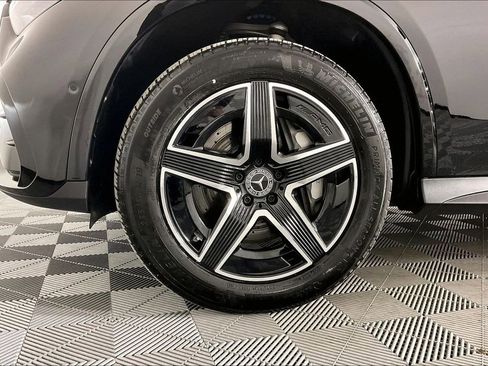 Used 2026 Mercedes-Benz GLC 300 GLC 300 image 8