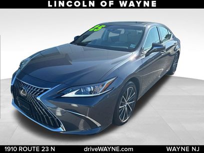 Used 2025 Lexus ES 350 w/ Premium Package