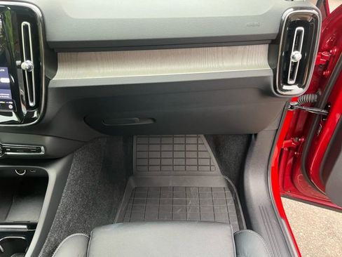 Used 2023 Volvo XC40 B5 Plus w/ Driver Assist Package image 26