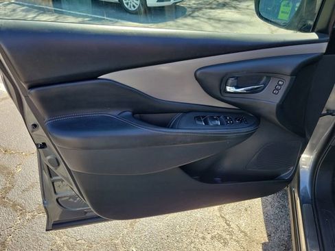 Used 2022 Nissan Murano SL image 10
