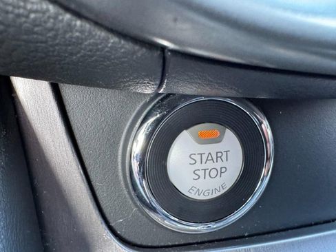 Used 2024 Nissan Murano SL image 24