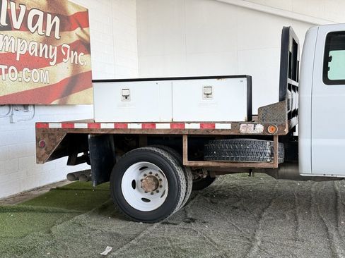 Used 2014 Ford F550 4x4 SuperCab Super Duty w/ Power Equipment Group image 41