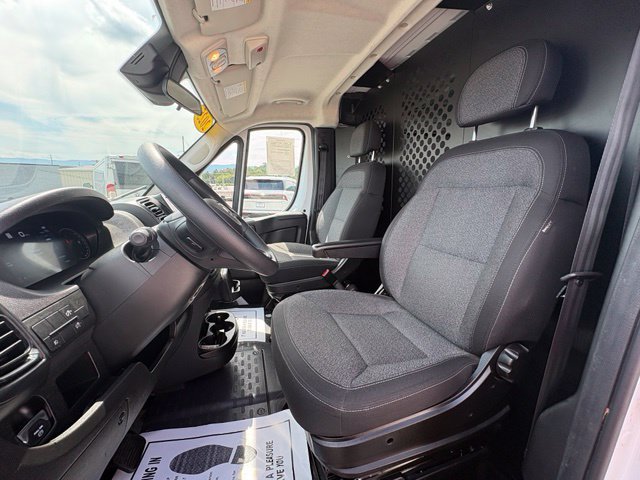 Used 2025 RAM ProMaster 2500 w/ U-Haul Equipment Group FWD image 23