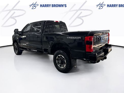 Used 2023 Ford F350 Lariat w/ Lariat Ultimate Package image 2