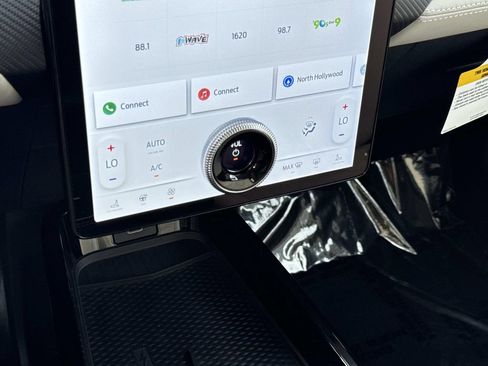 Used 2025 Ford Mustang Mach-E Premium image 25