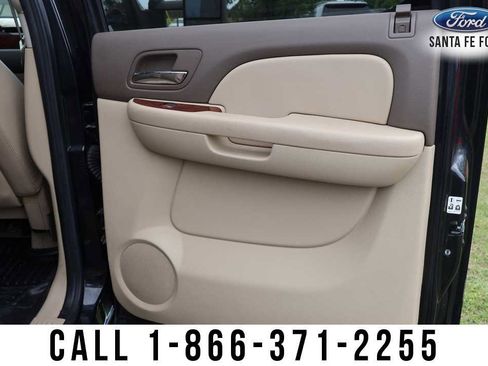 Used 2009 GMC Sierra 2500 SLT w/ Entertainment Package image 23