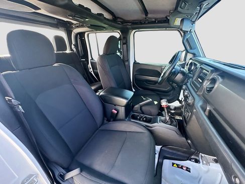 Used 2022 Jeep Gladiator Sport AWD/4WD image 31