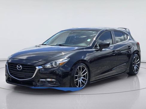 Used 2018 MAZDA MAZDA3 Touring w/ Appearance Package FWD image 1