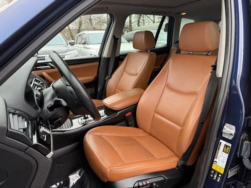 Used 2016 BMW X3 xDrive28i image 10