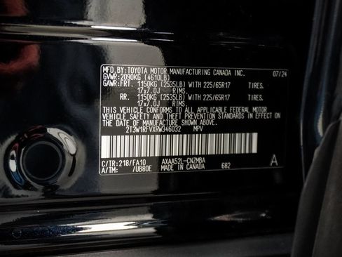 Used 2024 Toyota RAV4 XLE FWD image 41