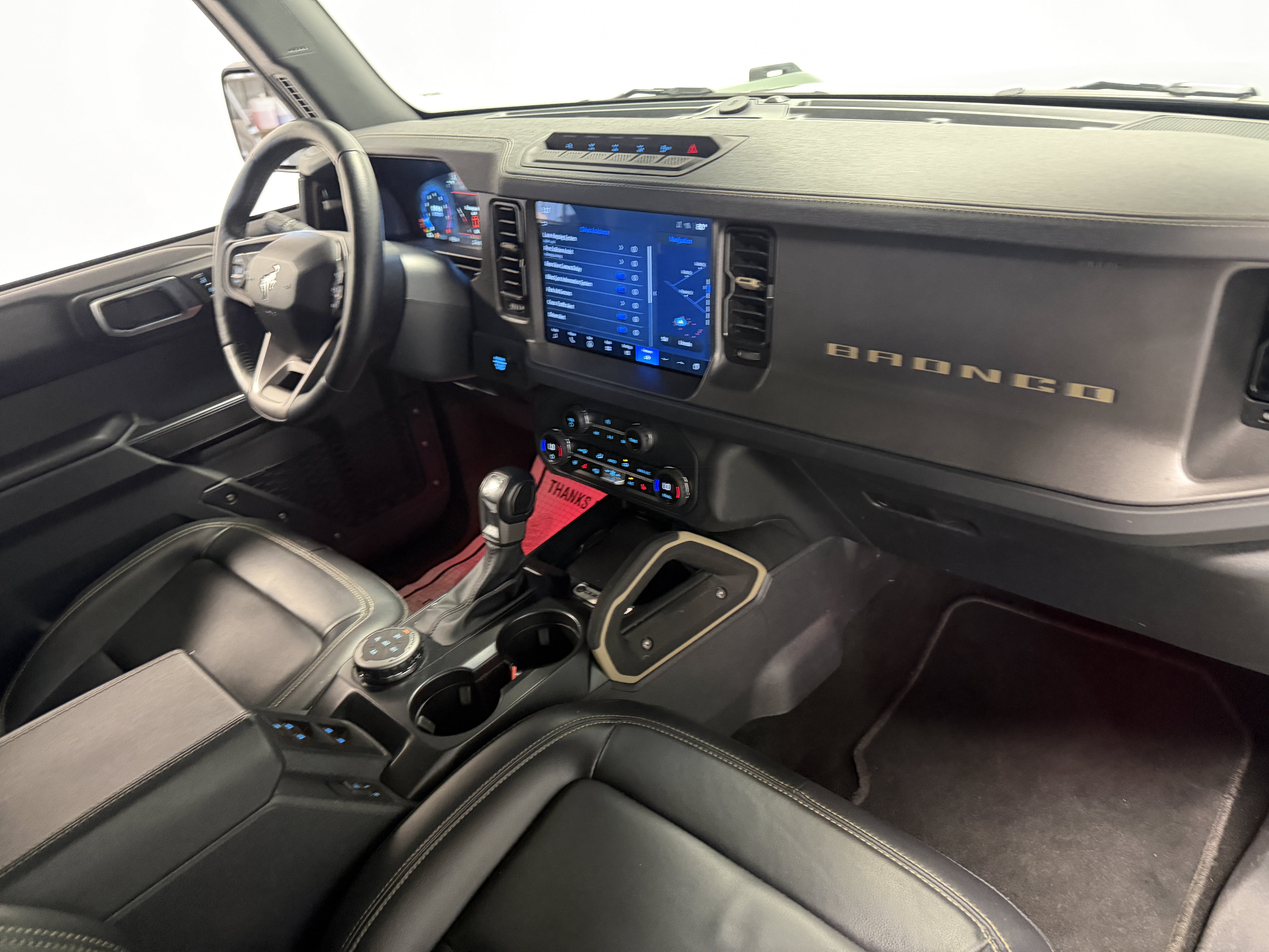 Used 2025 Ford Bronco Badlands AWD/4WD image 22