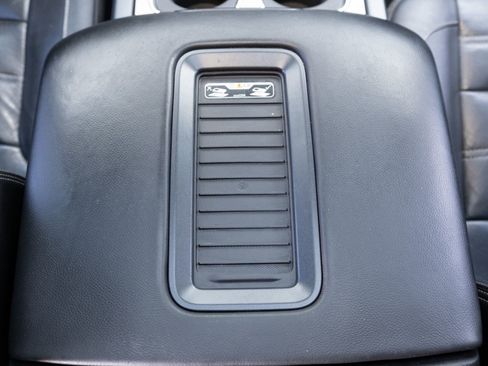 Used 2019 GMC Sierra 3500 Denali w/ Duramax Plus Package image 9