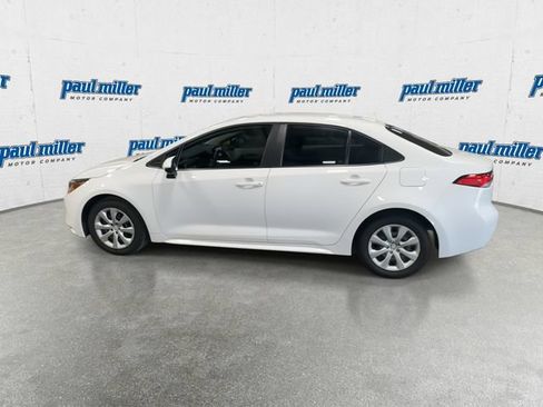 Used 2023 Toyota Corolla LE FWD image 7