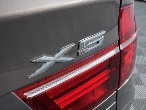 Used 2012 BMW X5 xDrive35d AWD/4WD image 25