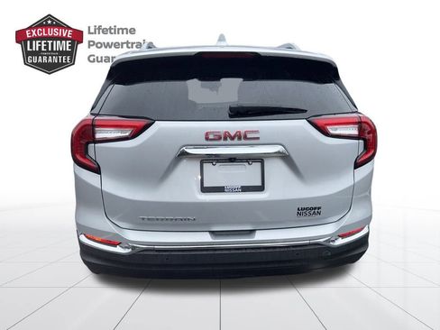 Used 2022 GMC Terrain SLT w/ Infotainment Package II image 4