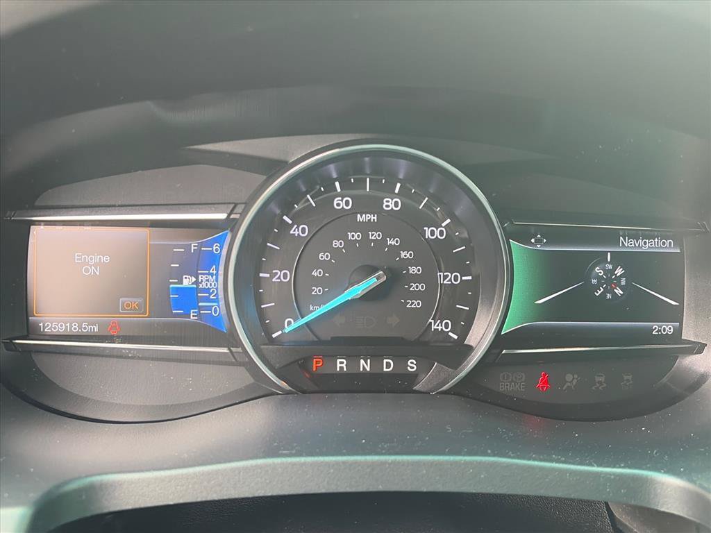 Used 2017 Ford Explorer XLT w/ Equipment Group 201A FWD image 9